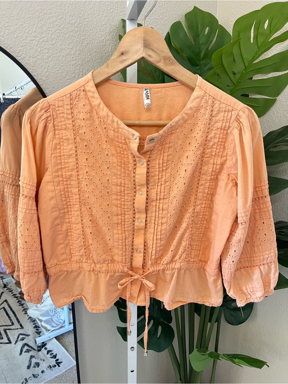 🍑✨ Peach Eyelet Peplum Blouse XS | Cottagecore Boho Cotton Top